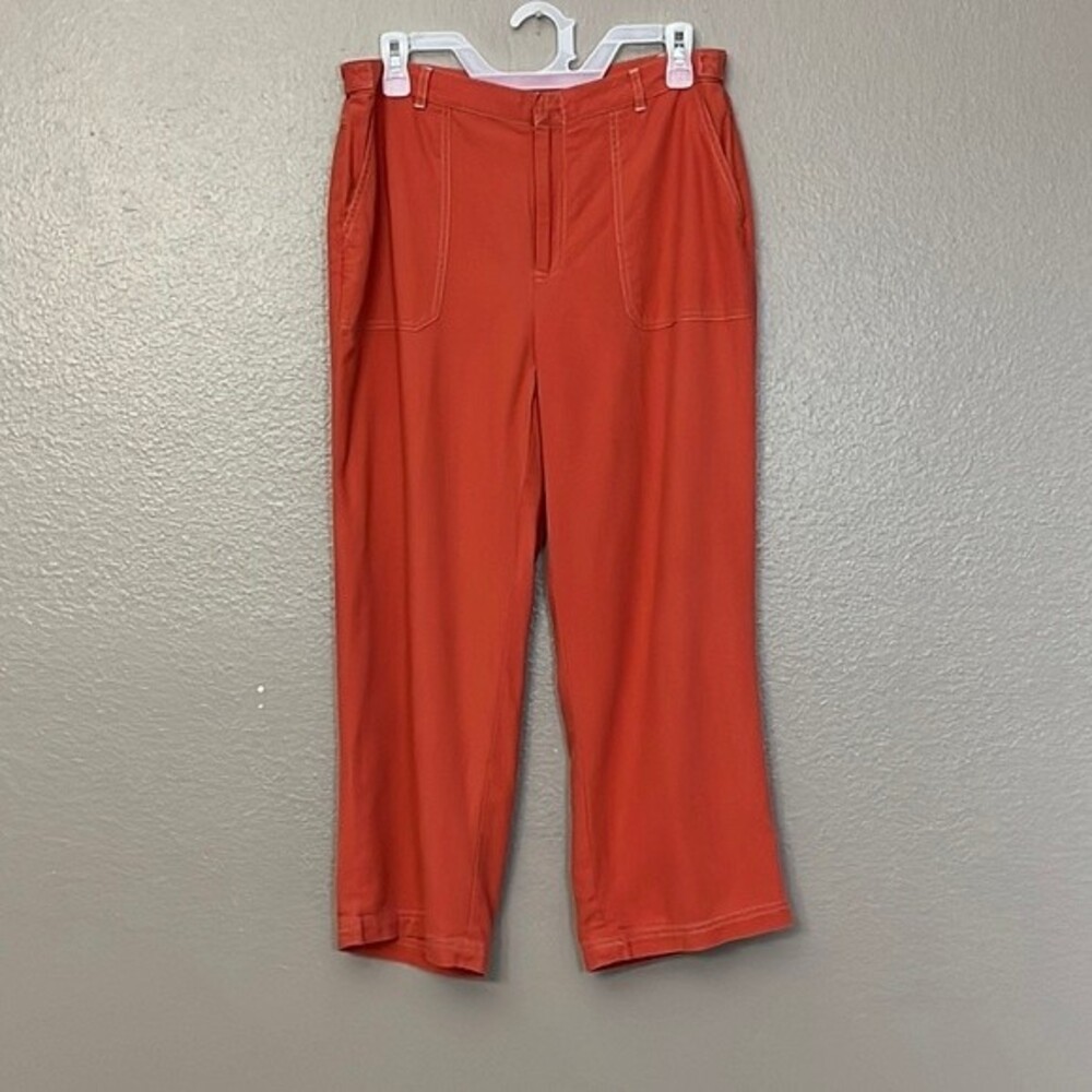 Sag Harbor Sports Womans Linen capri pants size 10 coral/orange